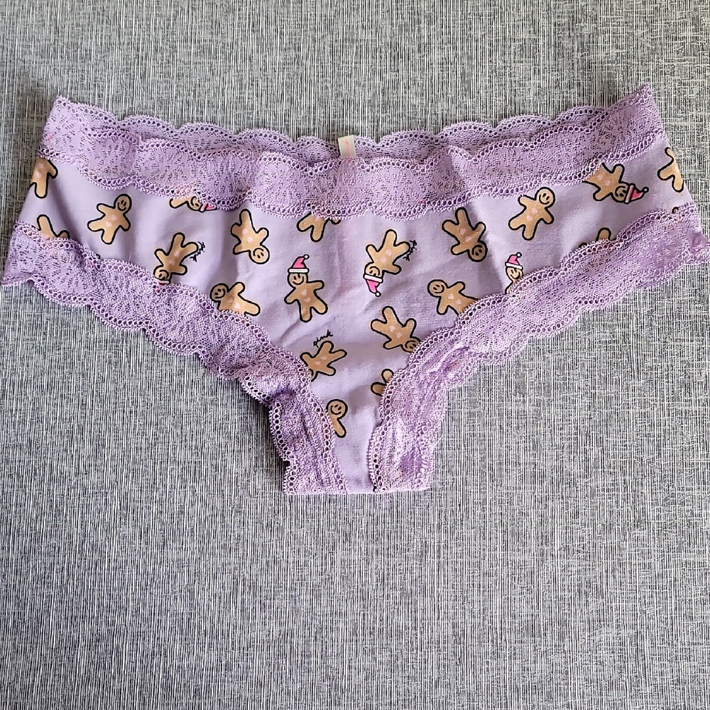 NWT Victorias Secret PINK Light Purple Cheeky Gingerbread Panty Size L